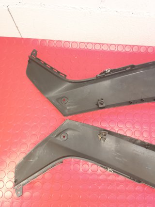 XMAX 400 Yamaha 18-20 cubierta lateral suelo