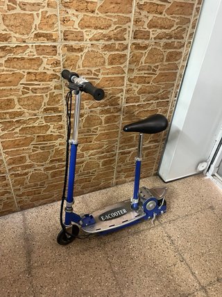 Patinete Eléctrico E-SCOOTER con Asiento