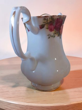 Jarra grande Royal Albert Old Country Roses