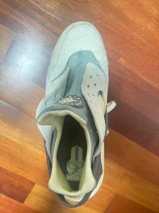 Nike Huarache Talla 44 Beige/Gris