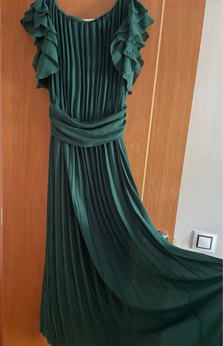 Vestido de fiesta verde plisado