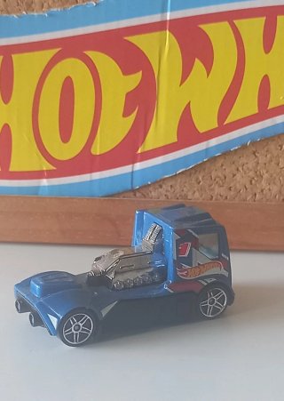 Hot Wheels Rennen Rig Azul