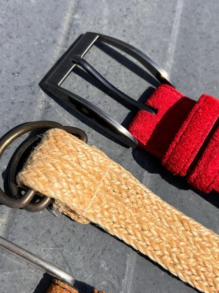 Lote 4 cinturones: marrón, rojo, beige