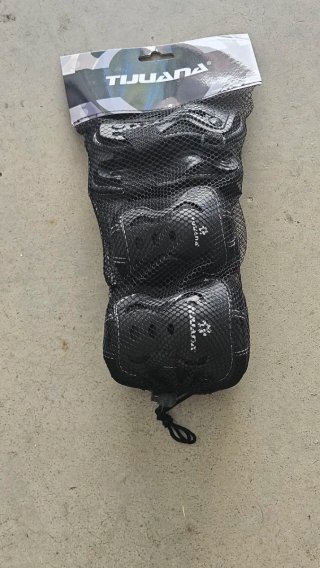 Pattini inline taglia 39 con protezioni