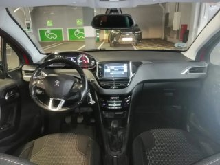 Peugeot 208 2017