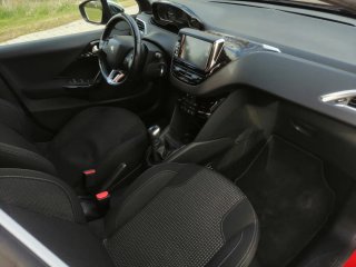 Peugeot 208 2017