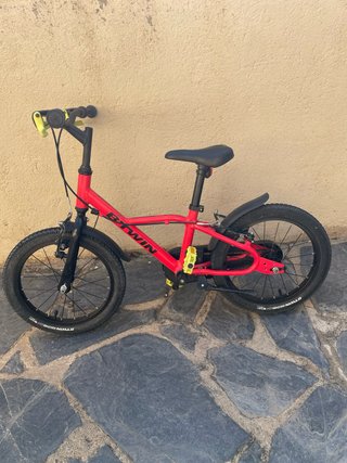 Bicicleta infantil roja Btwin
