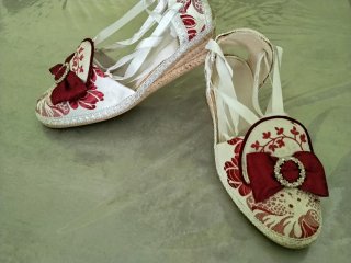 Traje de Fallera + Zapatos + manteletas +
