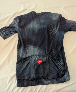Lote ropa ciclismo hombre y mujer