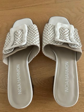 Sandalias NOAH HARMON Beige/Blanco