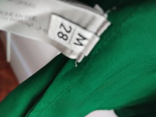 Camisa verde con pedrería