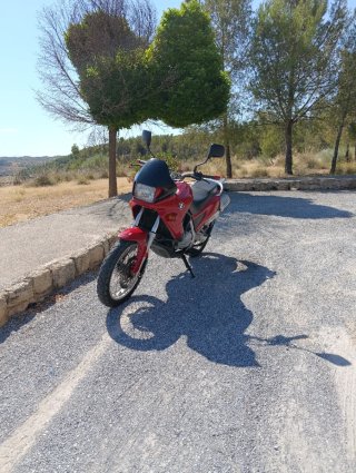 BMW F 650 GS Roja