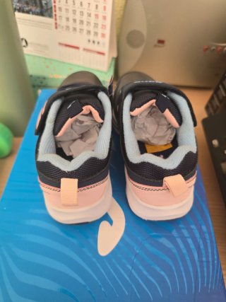 Deportivo Joma niña talla 30