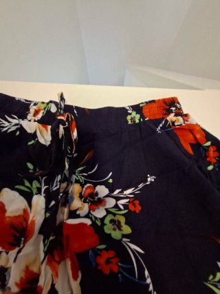 Shorts donna fantasia floreale mare