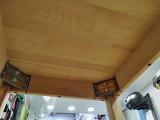 Mesa de madera fe haya. Buen estado