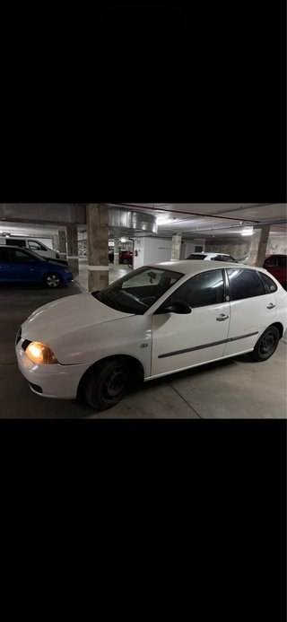 SEAT L6 2004