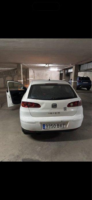 SEAT L6 2004