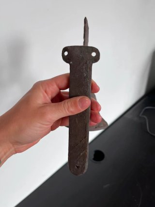 Campana de pared.
