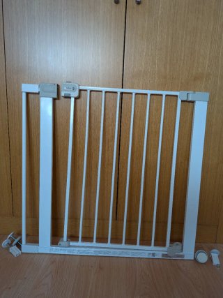 Puerta seguridad bebé Safety 1st
