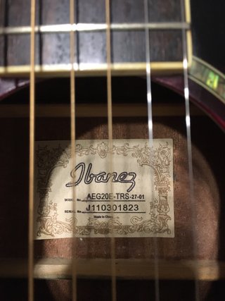 Guitarra Ibanez AEG20E TRS Electroacústica