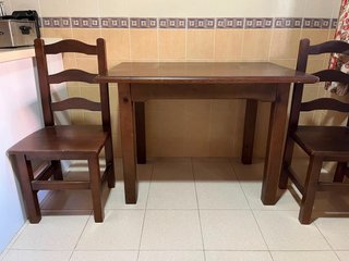 Mesa de cocina madera con 2 sillas