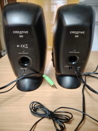 Tastiera, monitor e altoparlanti