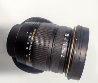 Objetivo Sigma Zoom 17-50mm f/2.8 EX DC OS HSM
