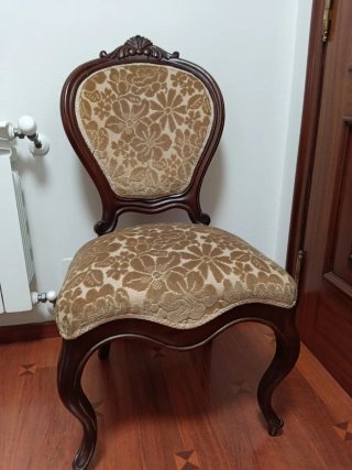 Silla Isabelina Antigua (más de 100 años)