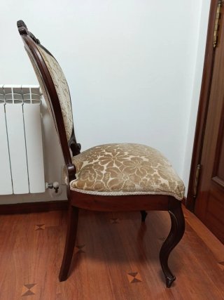 Silla Isabelina Antigua (más de 100 años)