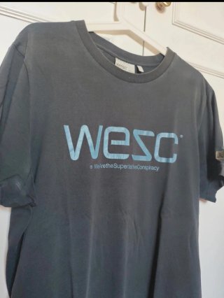Camiseta WESC Negra Talla M