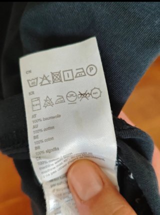 Camiseta WESC Negra Talla M