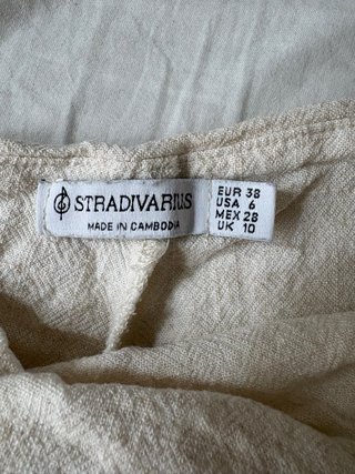 Falda corta lino crema Stradivarius T.38