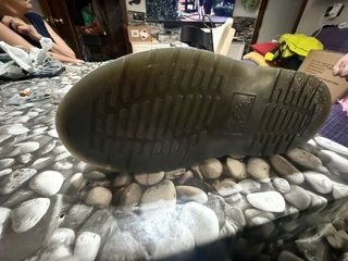 Sandalias Dr. Martens Negras Plataforma