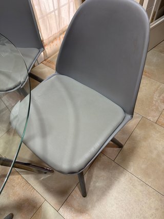 Mesa redonda cristal y 4 sillas