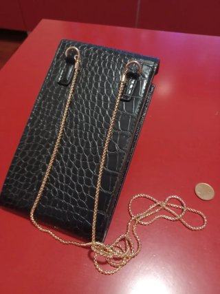 Bolso de mano negro Mango con cadena