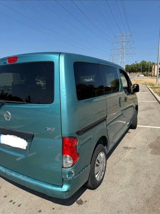 Nissan NV200 2011