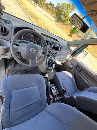 Nissan NV200 2011