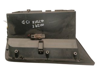 GUANTERA SEAT ALTEA XL (5P5) CAY 5P1857103