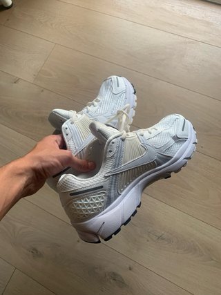 Nike Vomero Talla 43