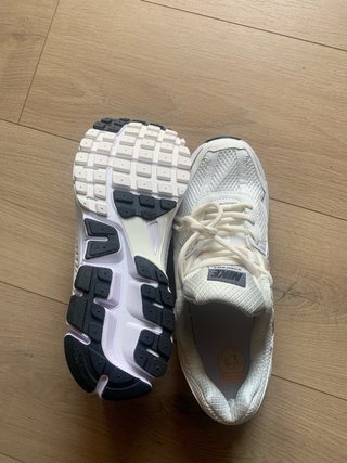 Nike Vomero Talla 43