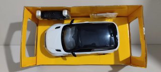 Coche teledirigido Range Rover Evoque Rastar