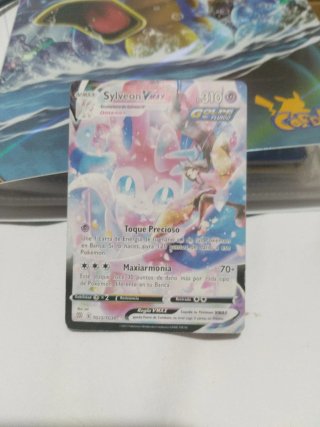Carta Pokémon Sylveon VMAX TG15/TG30
