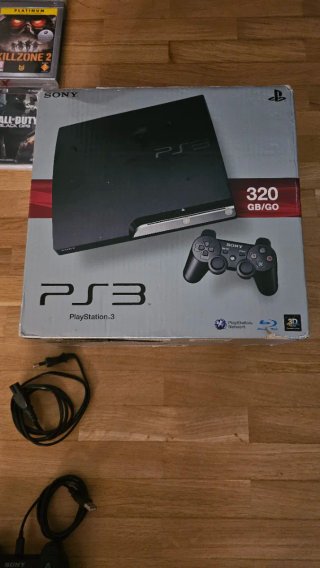 PS3 320GB + 2 Mandos + 15 Juegos