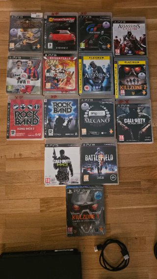 PS3 320GB + 2 Mandos + 15 Juegos