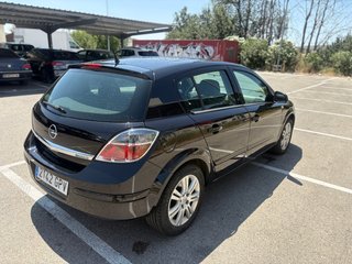 Opel Astra 2009