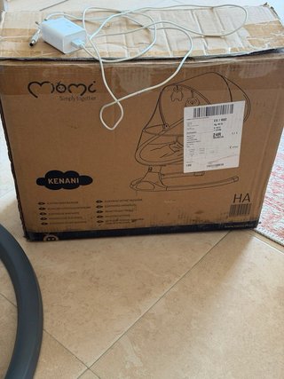 Mecedora Momi Kenani para bebé