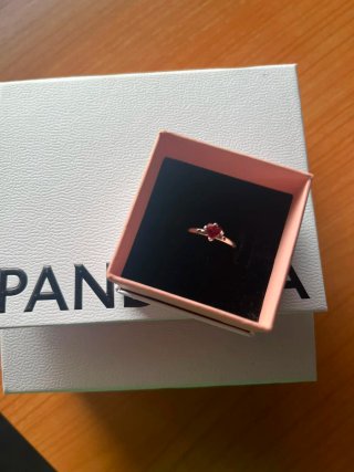Anillo Pandora Plata Corazón Rojo
