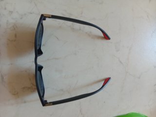Occhiali da sole neri