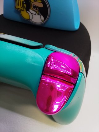 Mando PS5 Custom Simpsons