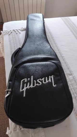 Gibson Les Paul Tribute Guitarra